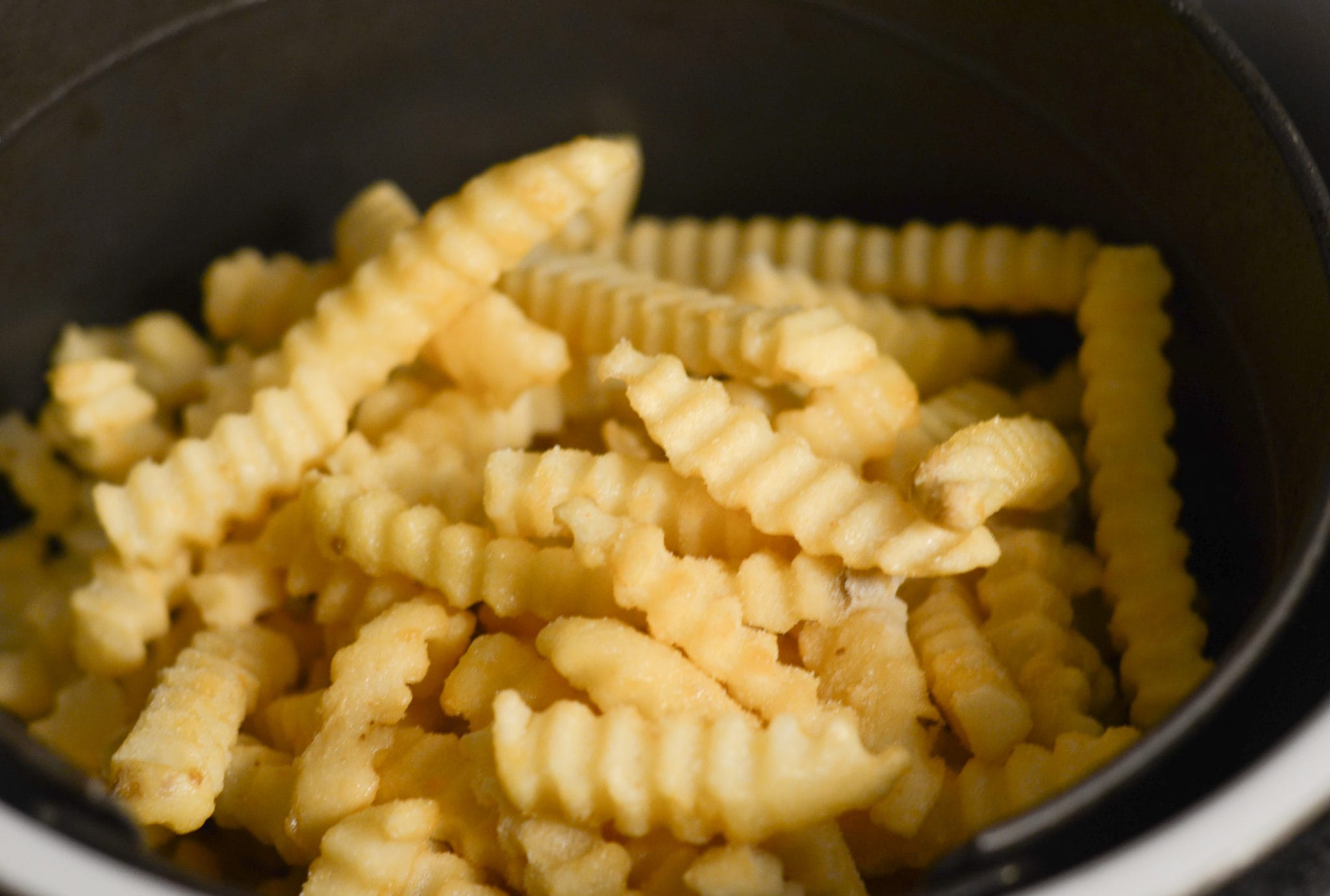How to Make Air Fryer French Fries (Frozen Fries) - Air Fryer Fanatics