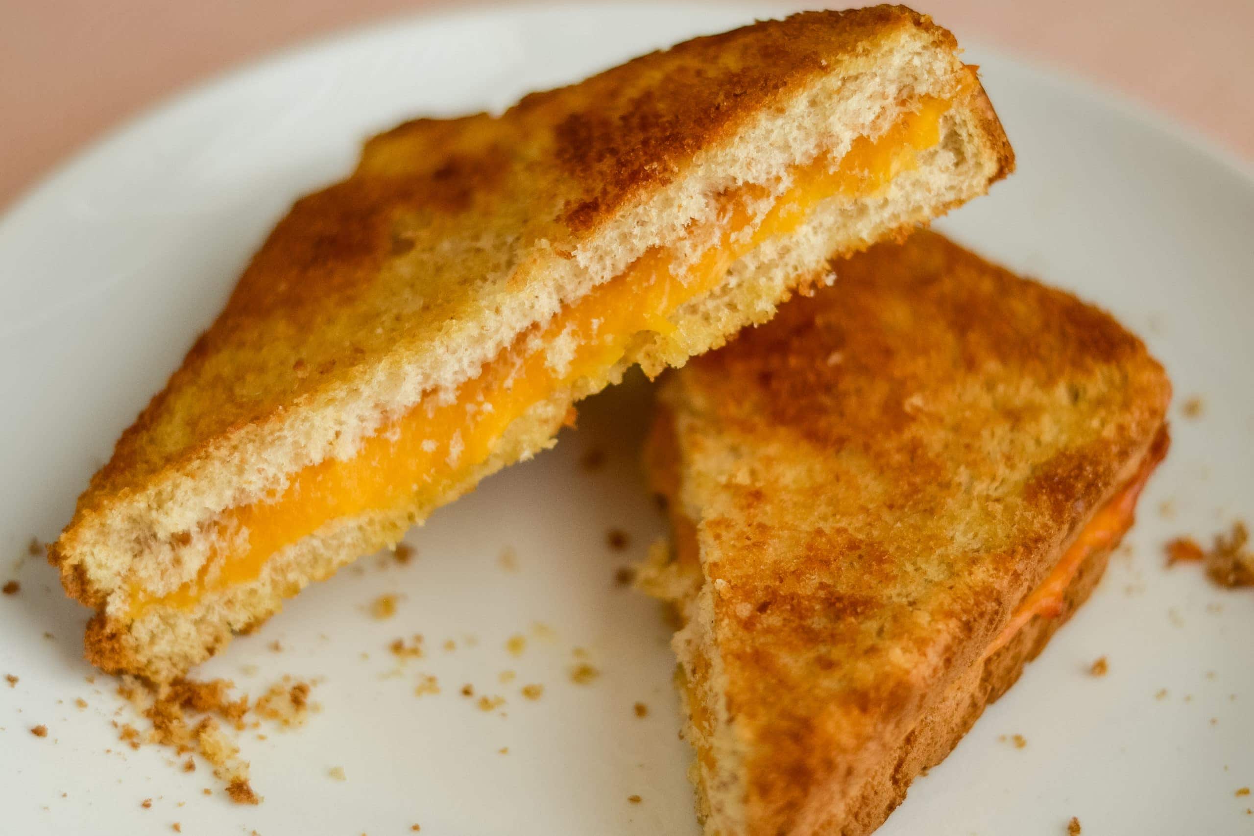 Easy Air Fryer Grilled Cheese