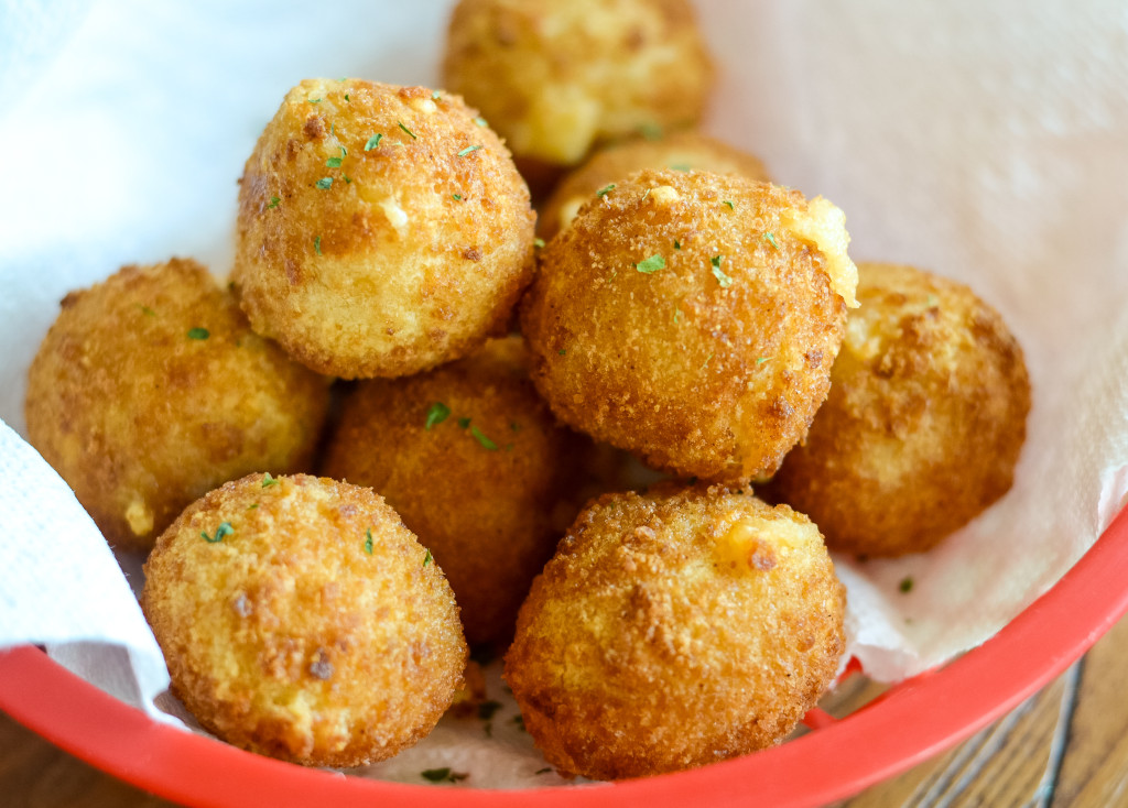 air fryer mac and cheese bites trader joes
