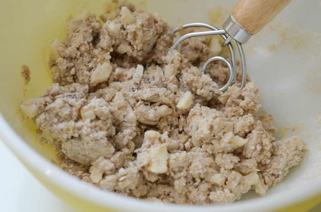 gluten free air fryer apple fritters