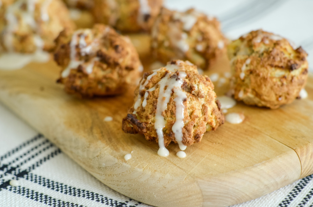 gluten free air fryer apple fritters