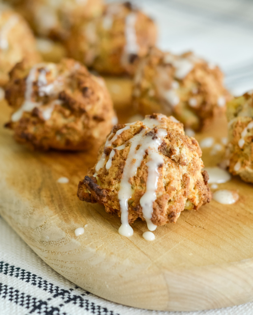gluten free air fryer apple fritters
