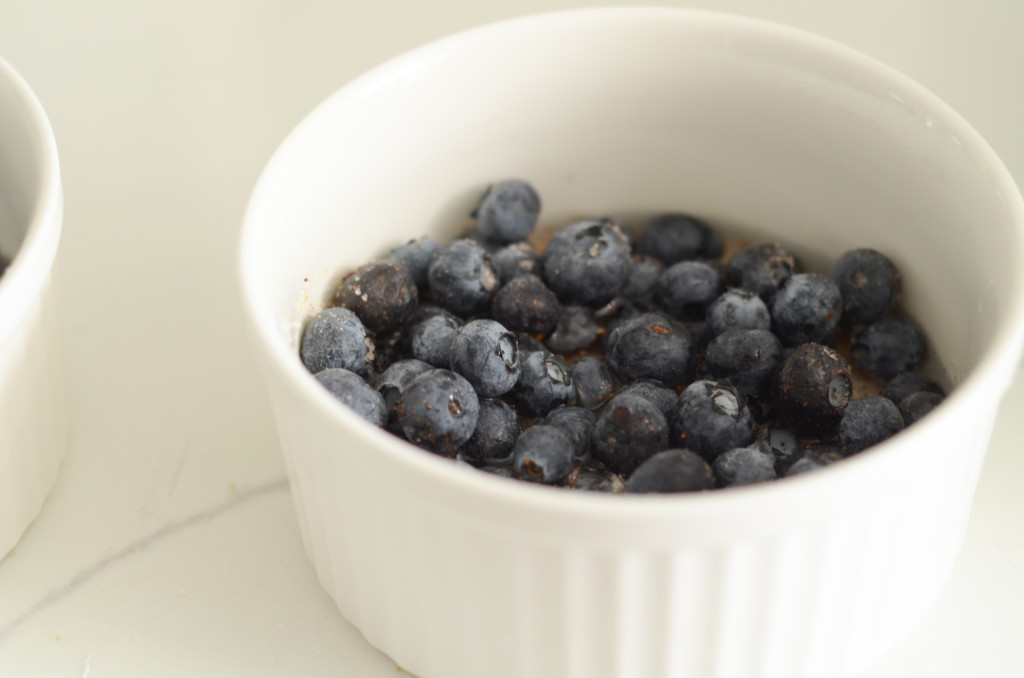 air fryer blueberry crisp recipe